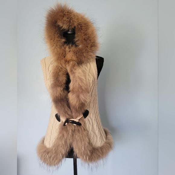 Animalwool Knit Hooded Fur Vest Size M - Picture 1 of 10